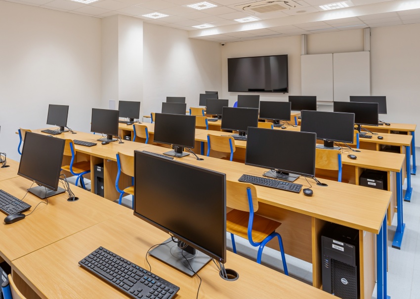 Počítačová učebna LA103